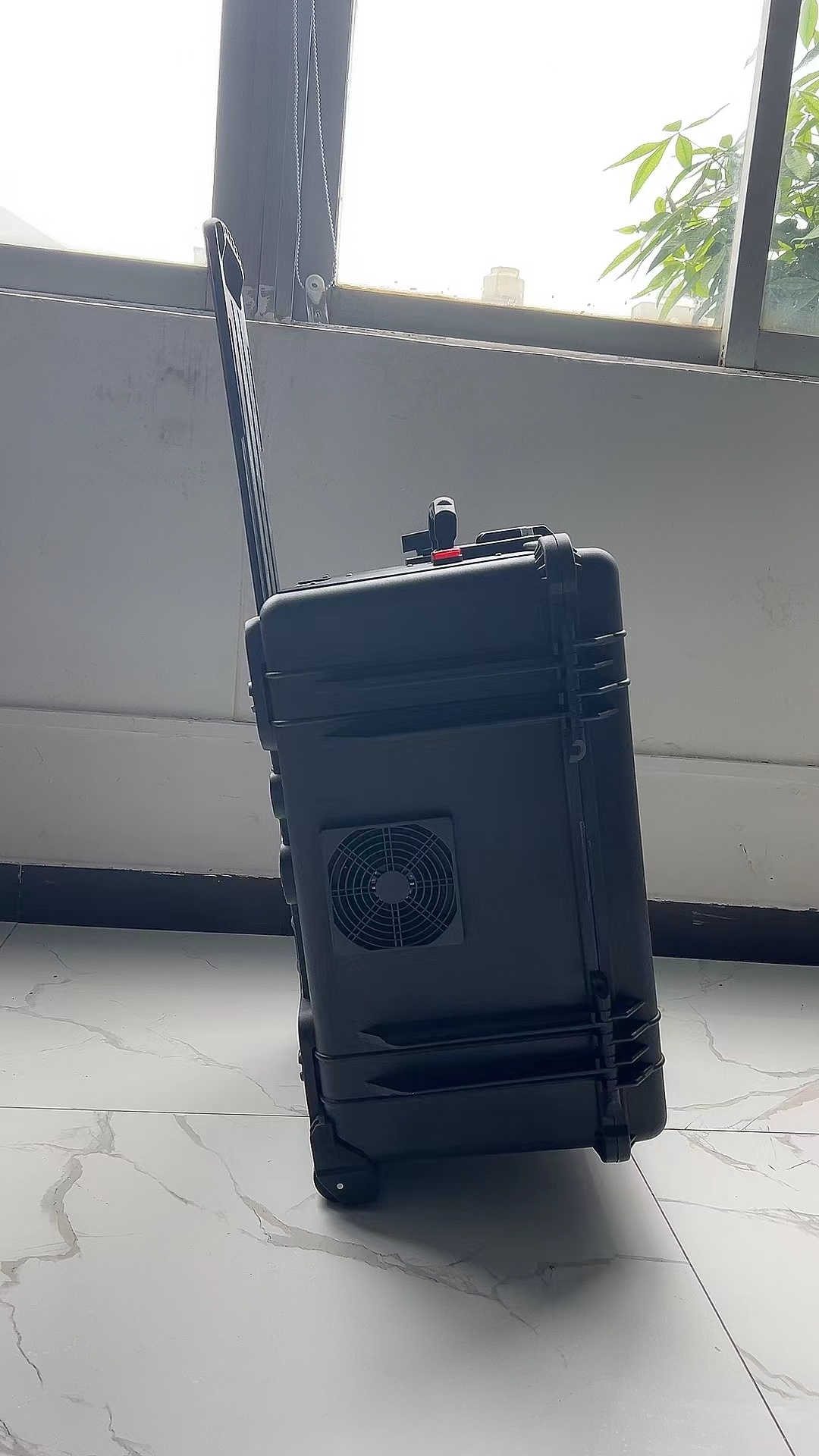 晋江手拉箱型移动通信干扰器